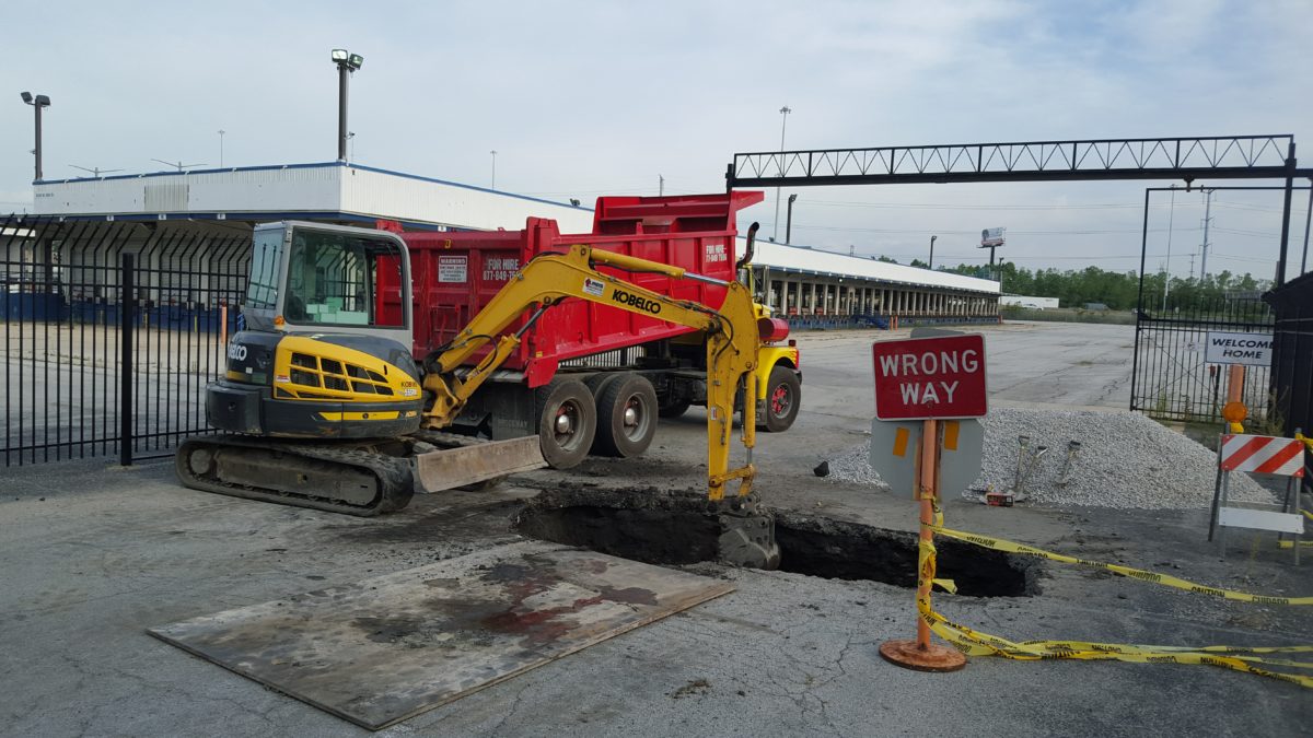 Catch Basin Cleaned & Sewers Repaired In Chicago IL Morning Noon